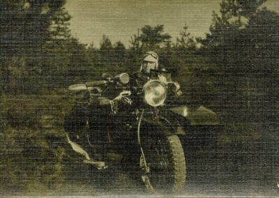 Adolf Hyła na motocyklu